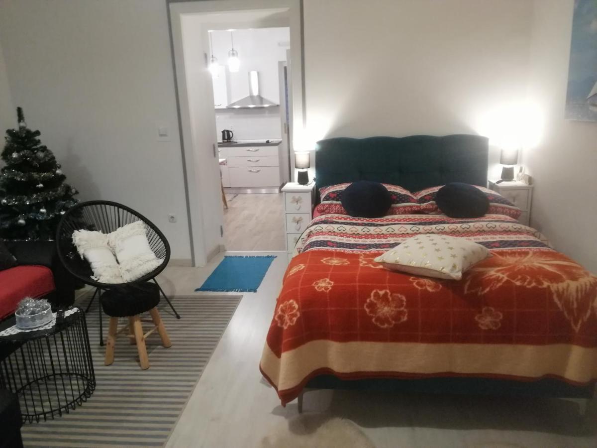 Studio Apartman Manuela غييكا المظهر الخارجي الصورة